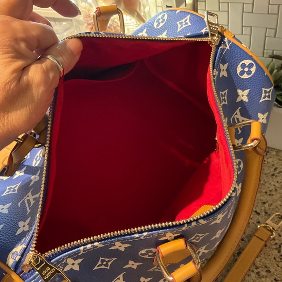COPY - Inspired P9 Speedy Bandouliere 40 Blue Monogram Gold Hardware - Picture 14 of 15